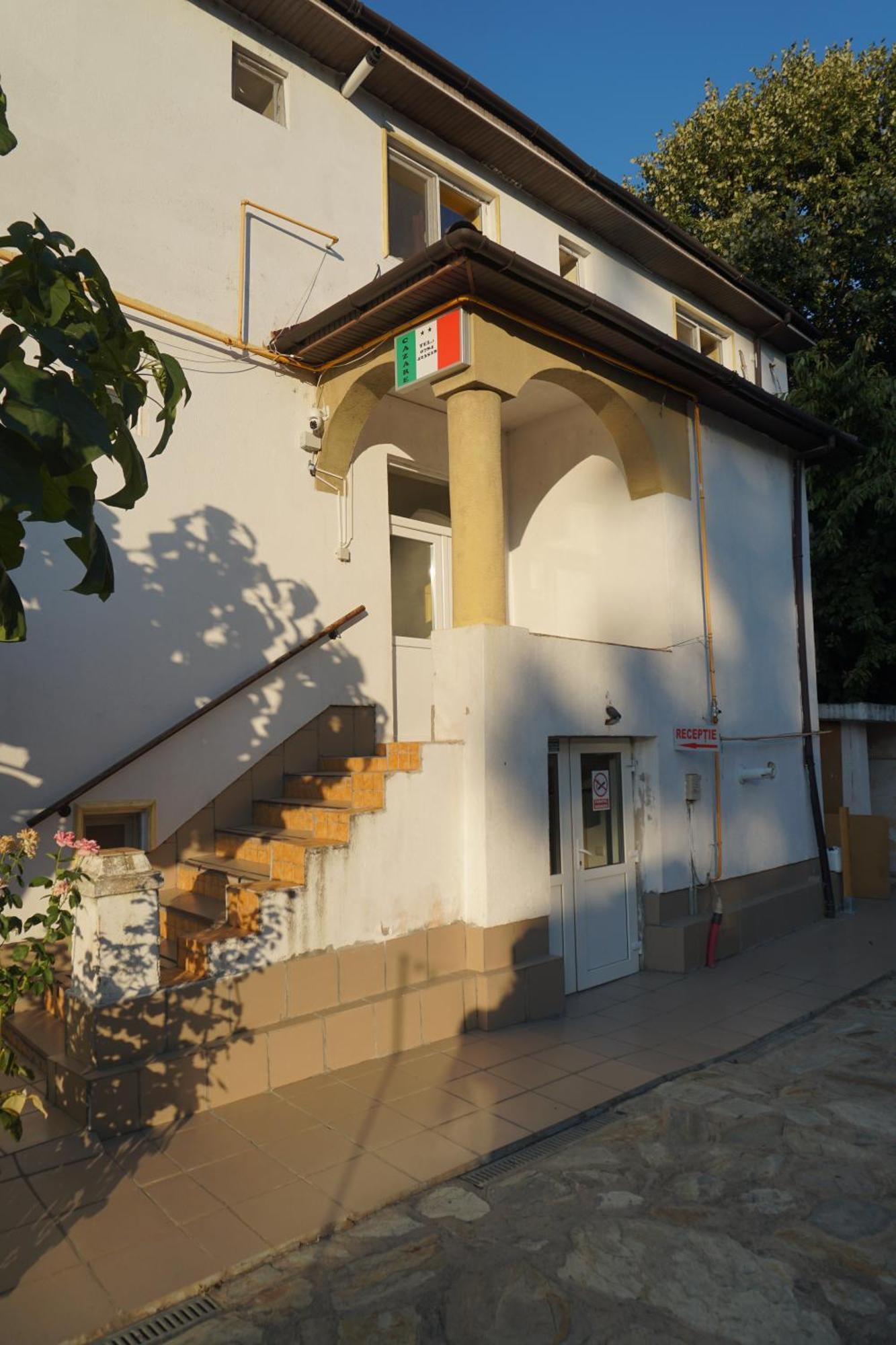 Cazare Alfredo Craiova Exterior photo